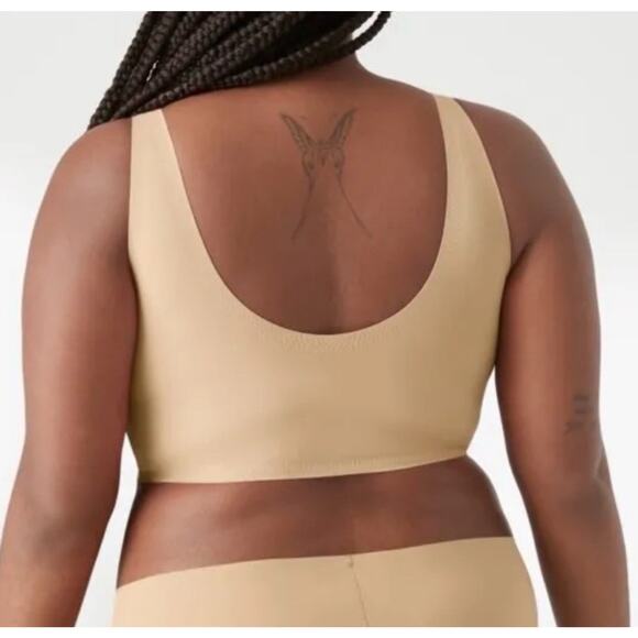 Truekind Everyday Throw On Wireless Bralette Pullover Bra 4XL Plus Chai Tan NWT - Picture 2 of 6